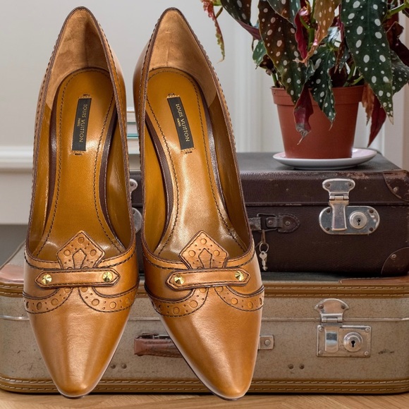 LOUIS VUITTON LV Spectator Stud Pumps Cognac leather size 37 6090 - Picture 6 of 15